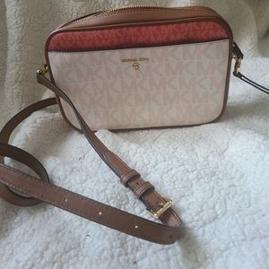 Michael Kors Crossbody